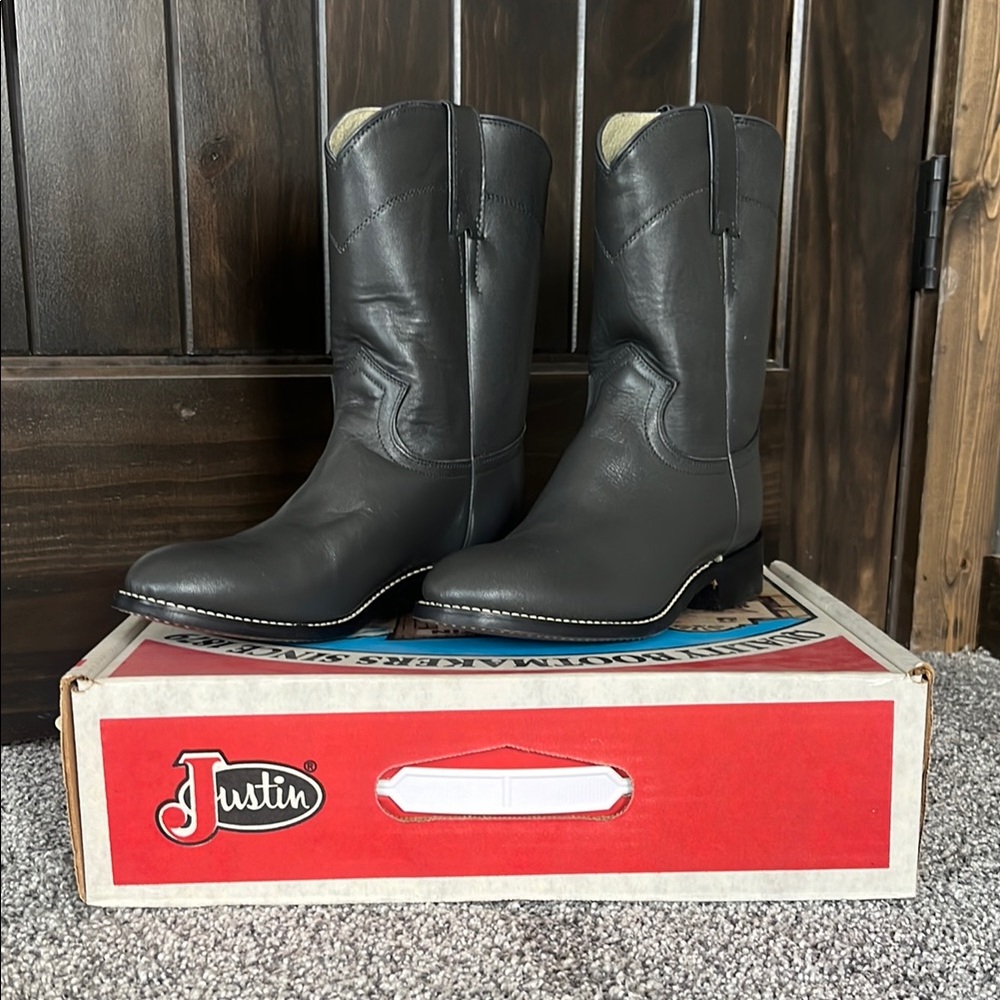 Grey Justin Boots